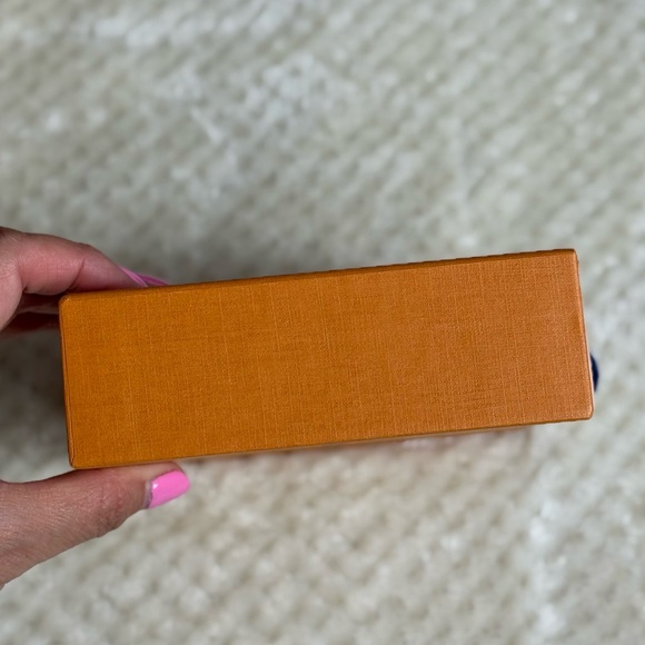 Louis Vuitton Signature Small Gift Box— Excellent Condition 🎁 - Picture 6 of 10